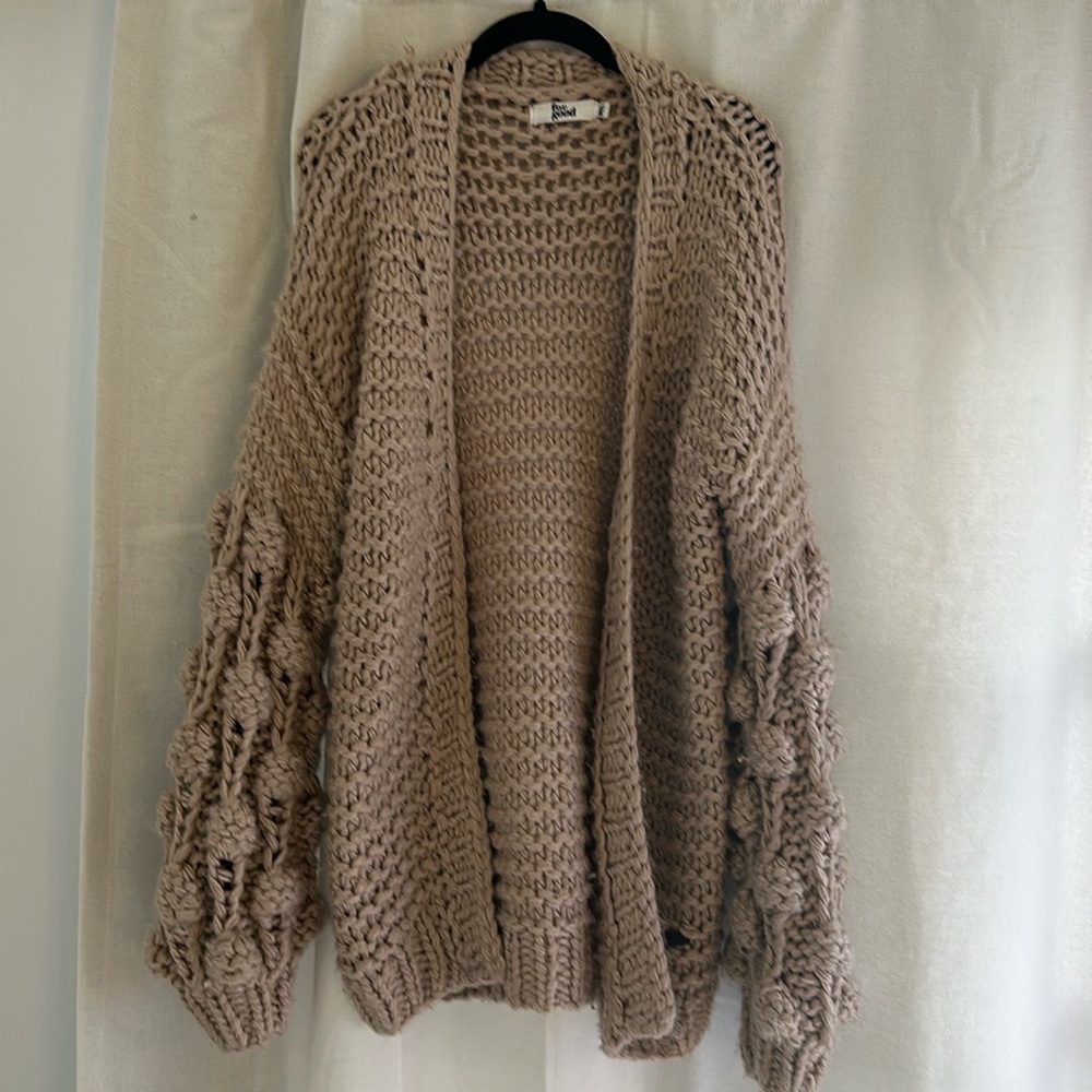 Oversized Chunk Knit Cardigan